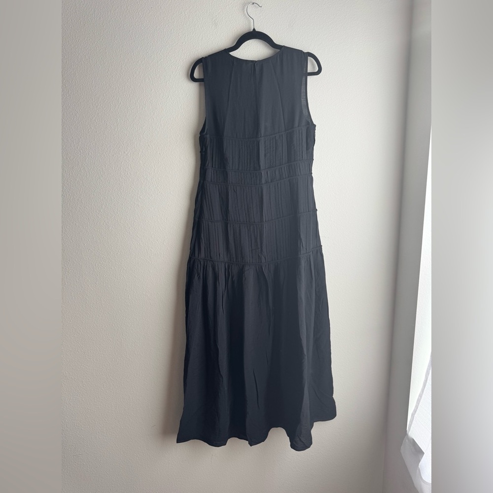 H&M Crepe Pleated Black Midi Dress women’s size medium - Picture 6 of 6